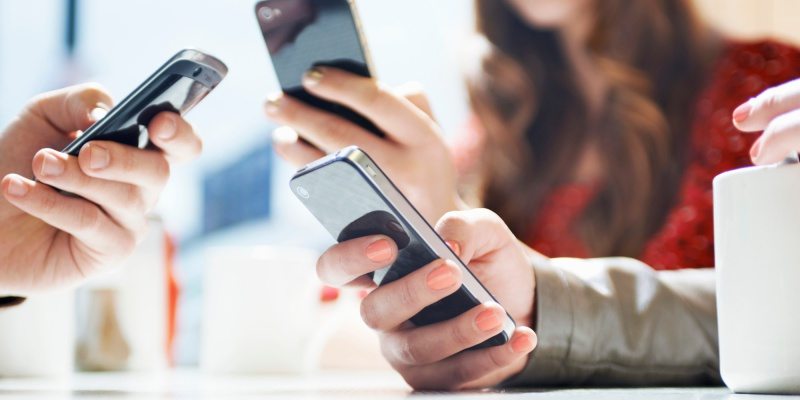 Otimize seu site para navegação que prioriza o celular Otimize seu site para navegação que prioriza o celular